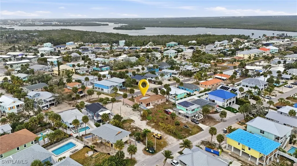 136 Madison Court Fort Myers Beach FL 33931