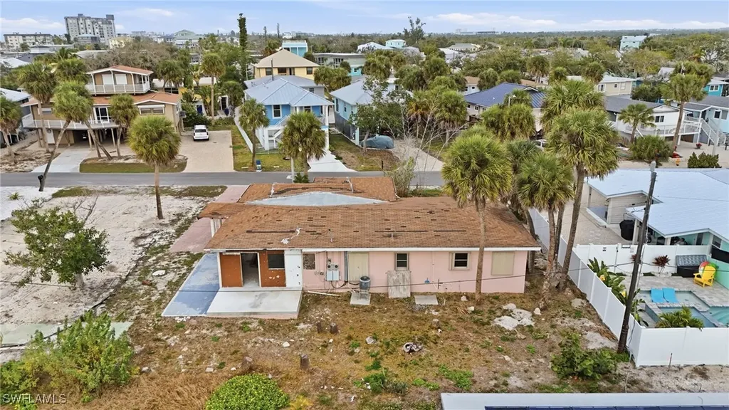 136 Madison Court Fort Myers Beach FL 33931