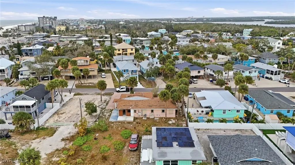 136 Madison Court Fort Myers Beach FL 33931