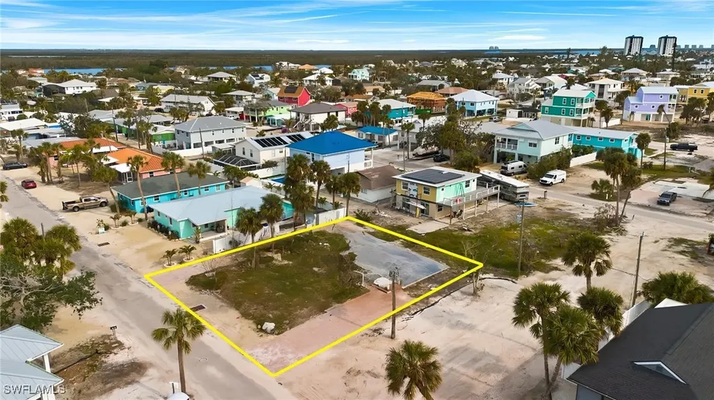 136 Madison Court Fort Myers Beach FL 33931
