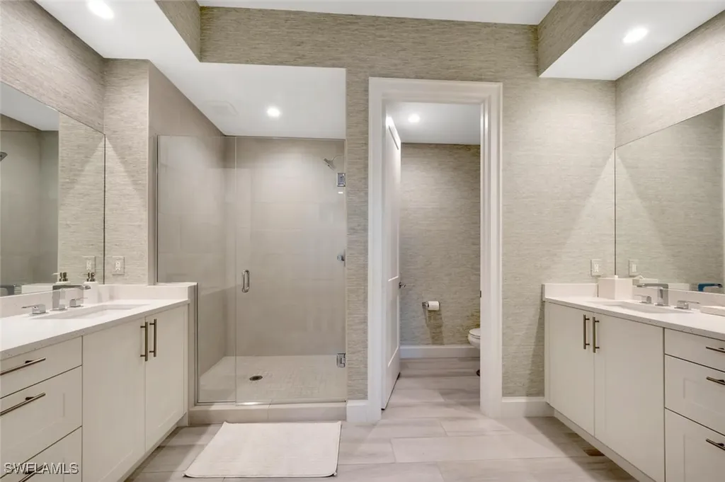 1111 Central Avenue Naples FL 34102