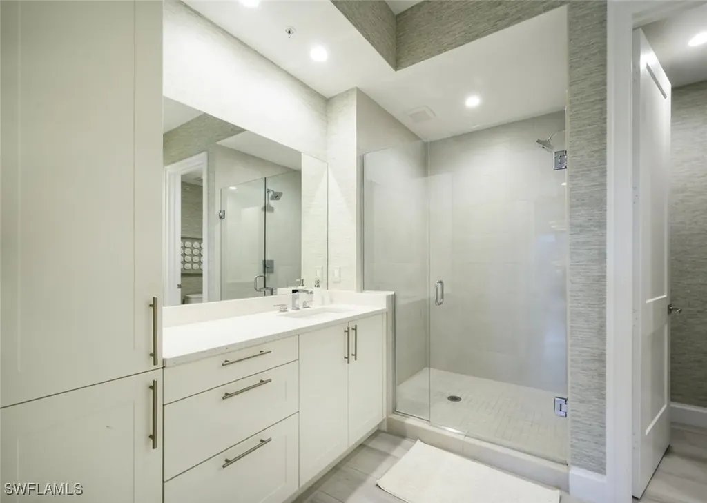 1111 Central Avenue Naples FL 34102
