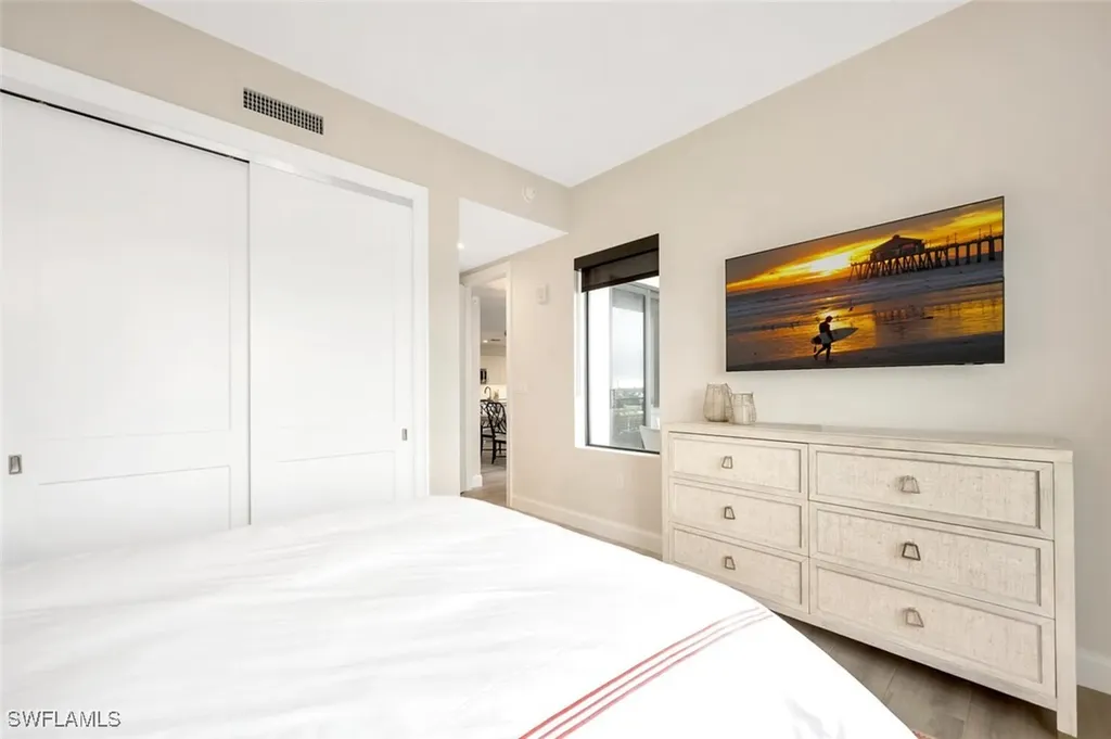 1111 Central Avenue Naples FL 34102