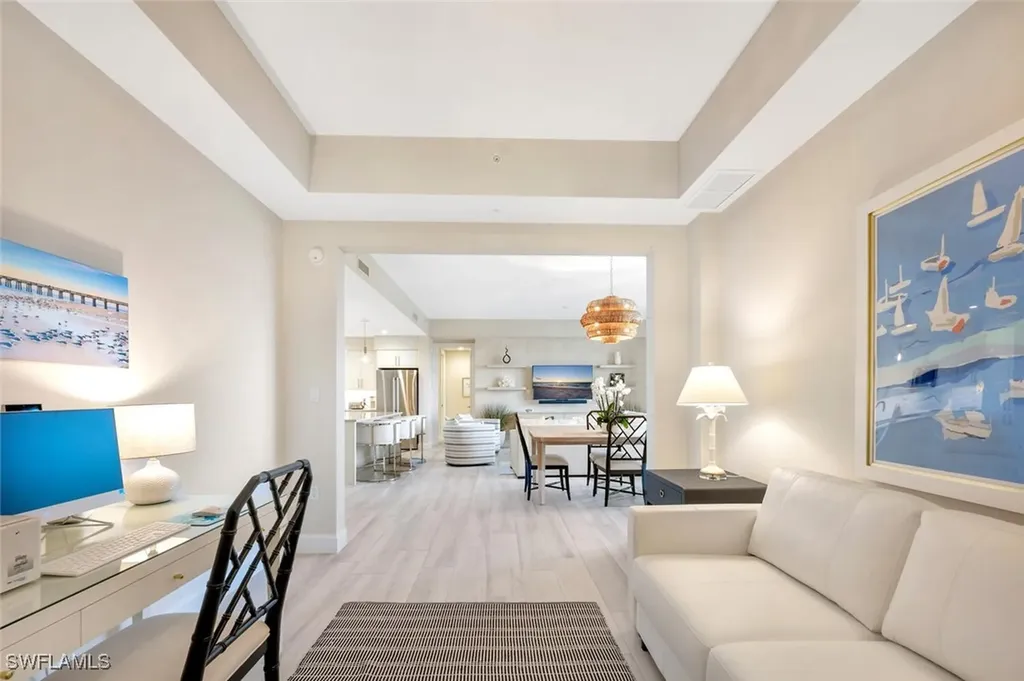 1111 Central Avenue Naples FL 34102