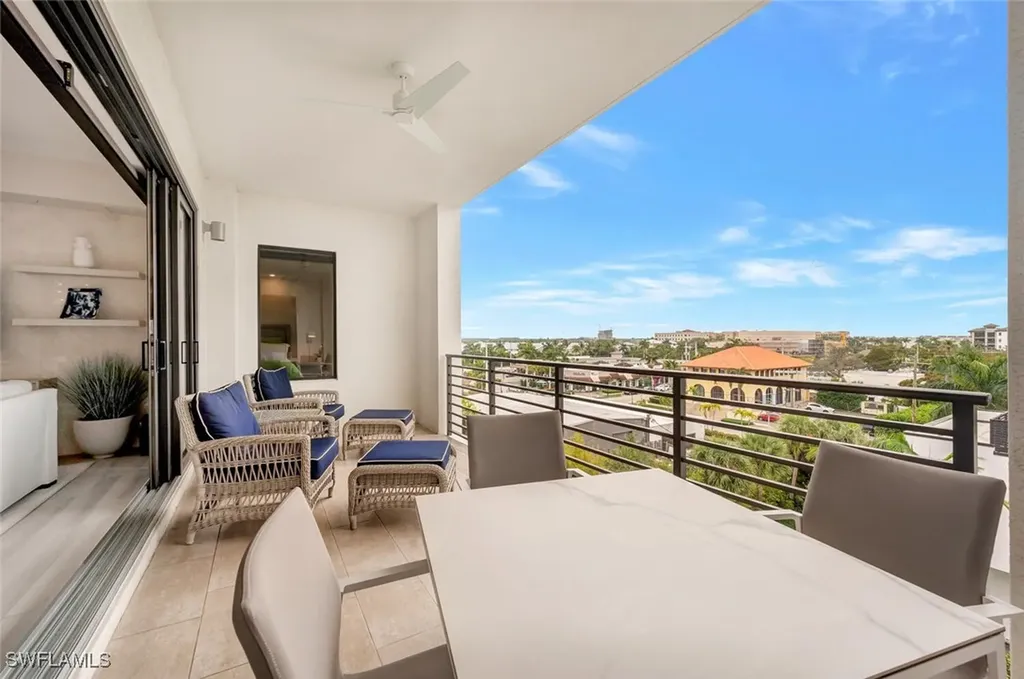 1111 Central Avenue Naples FL 34102