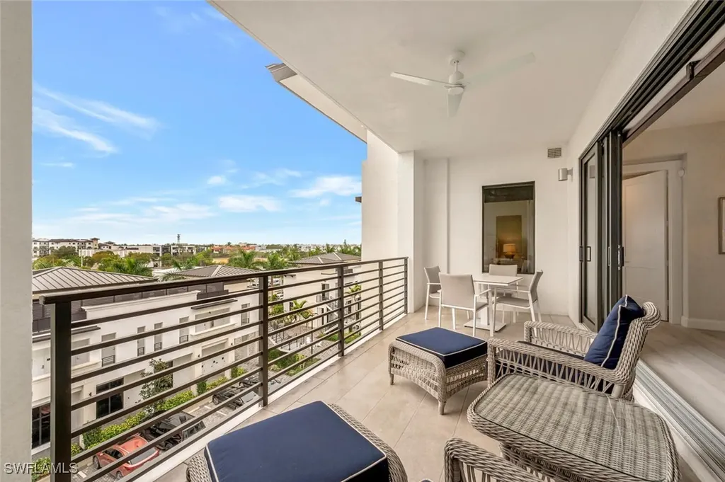 1111 Central Avenue Naples FL 34102