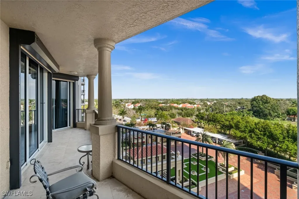 8787 Bay Colony Drive Naples FL 34108