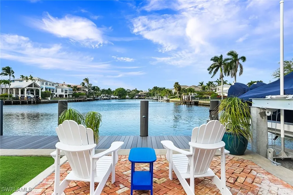 481 21st Avenue S Naples FL 34102