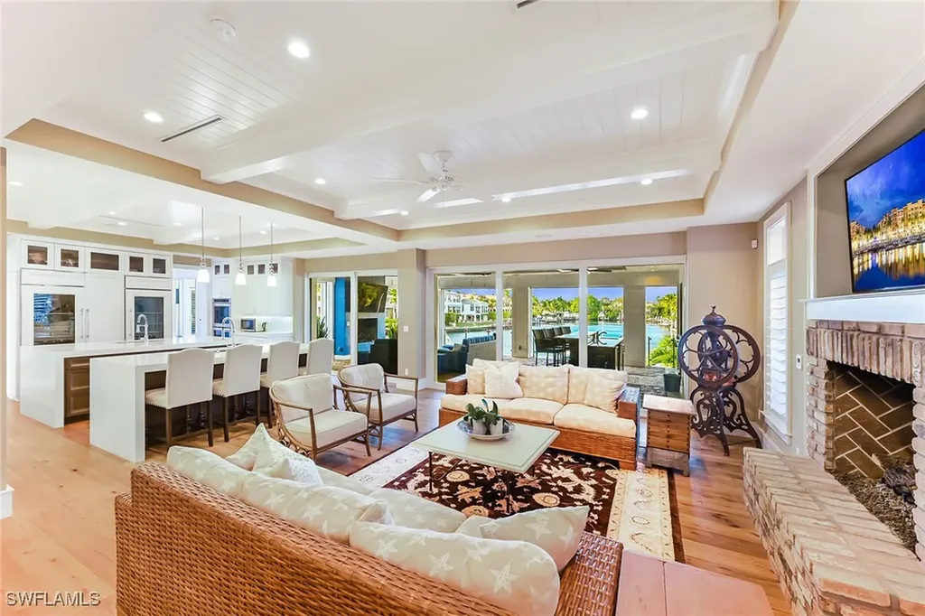 481 21st Avenue S Naples FL 34102