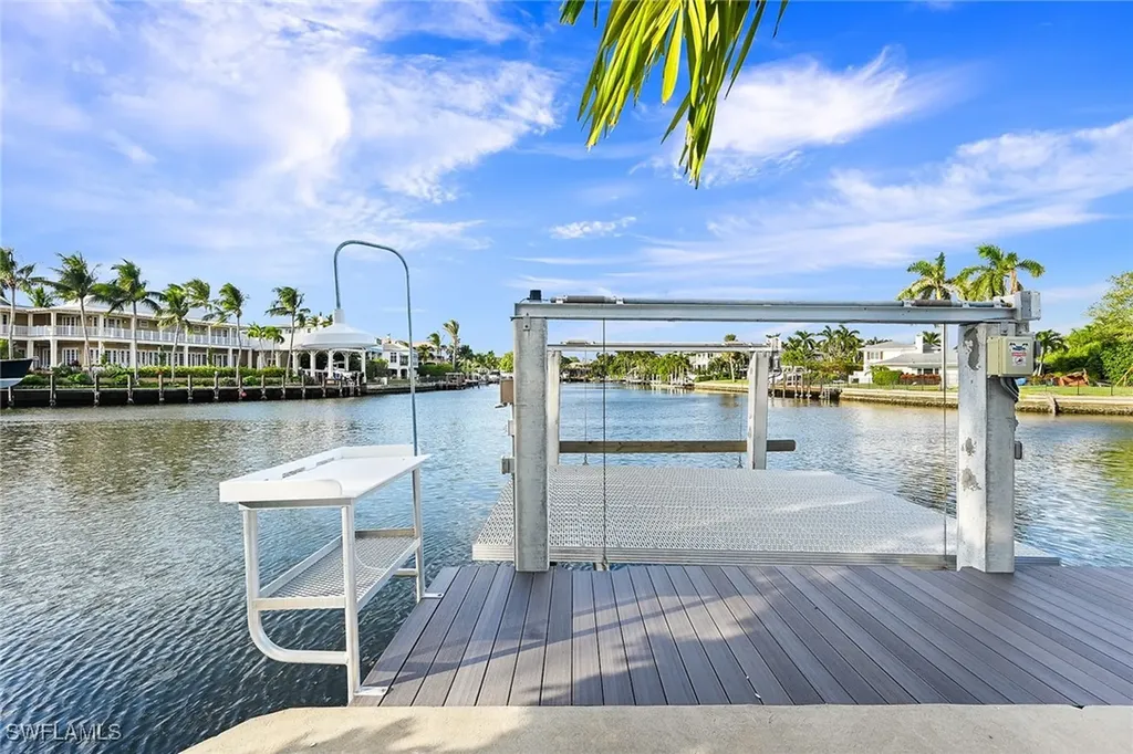 481 21st Avenue S Naples FL 34102