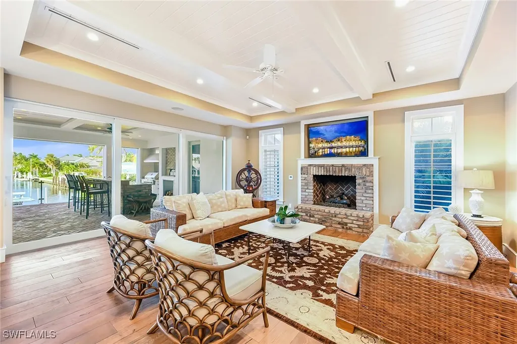 481 21st Avenue S Naples FL 34102