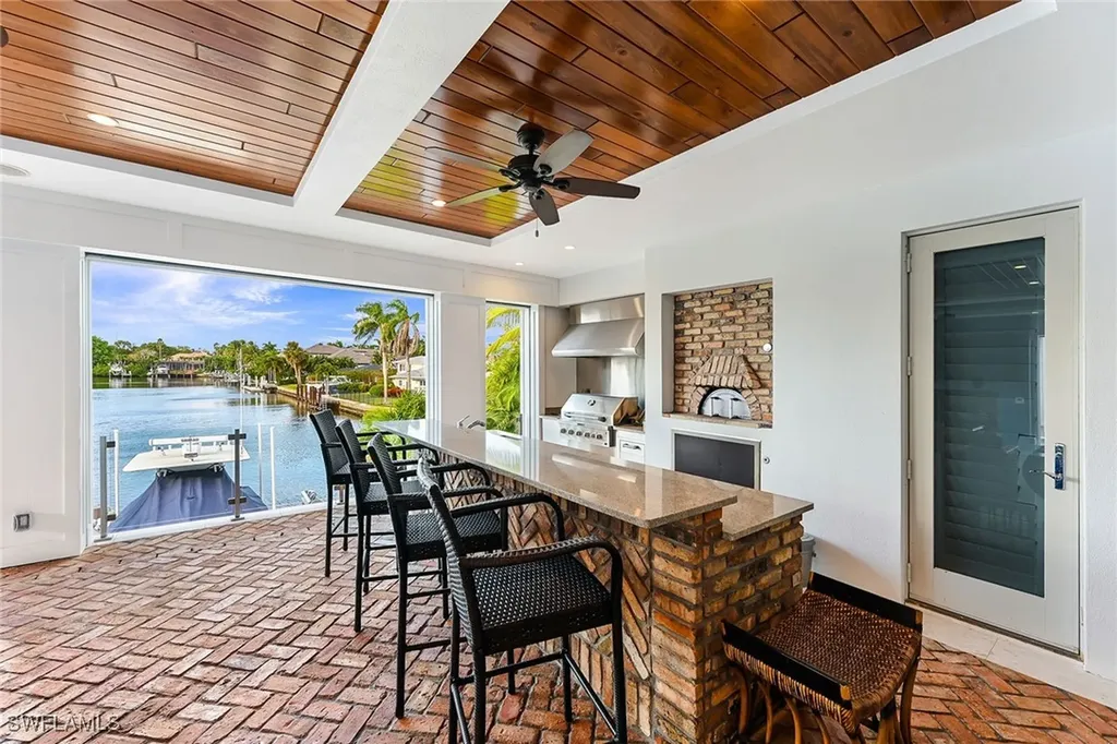481 21st Avenue S Naples FL 34102
