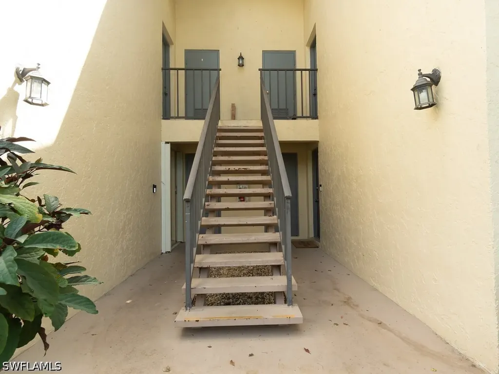 1480 Green Valley Circle Naples FL 34104