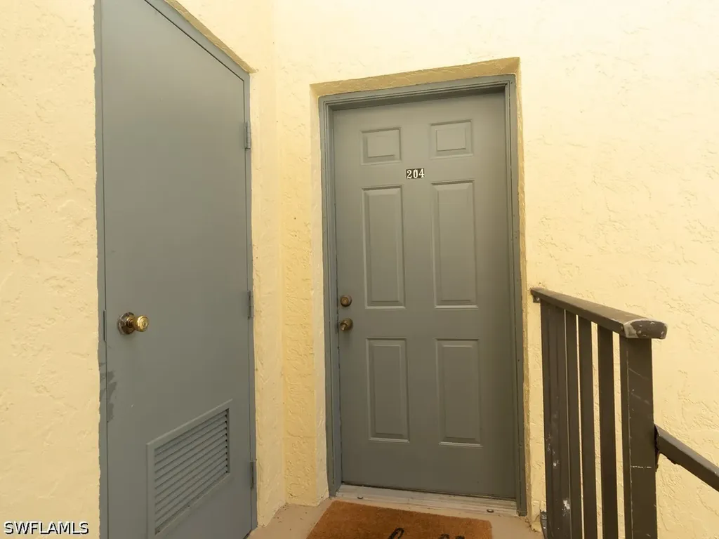 1480 Green Valley Circle Naples FL 34104
