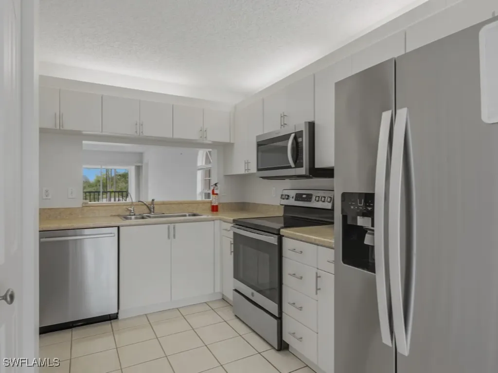 565 Augusta Boulevard Naples FL 34113