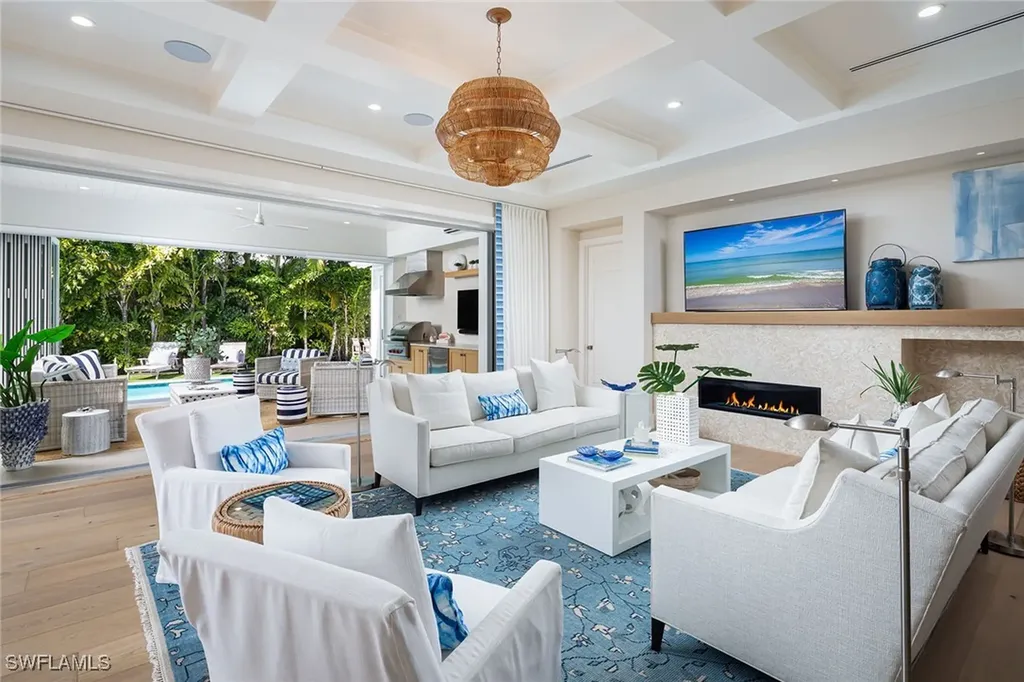 1040 2nd Street S Naples FL 34102