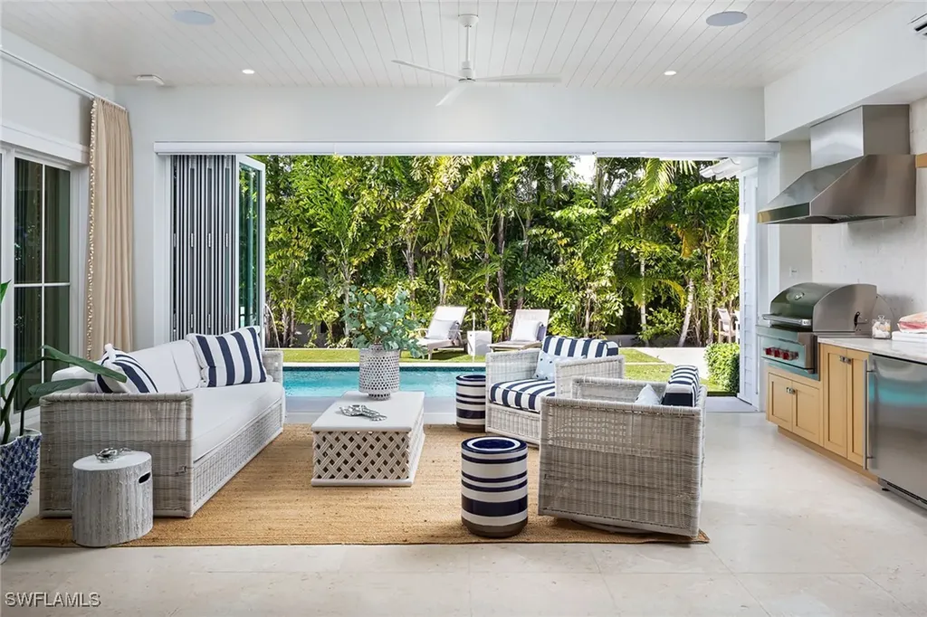 1040 2nd Street S Naples FL 34102