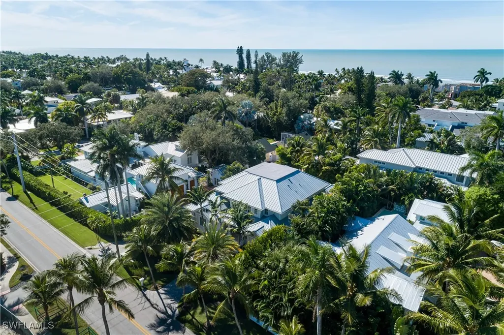 1040 2nd Street S Naples FL 34102