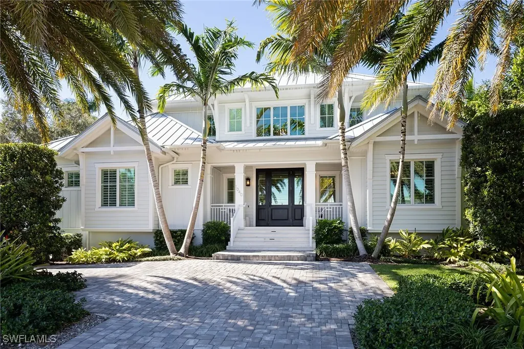 1040 2nd Street S Naples FL 34102