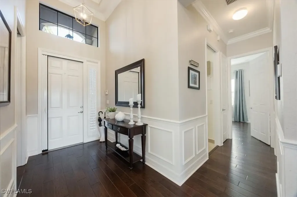 13867 Luna Drive Naples FL 34109