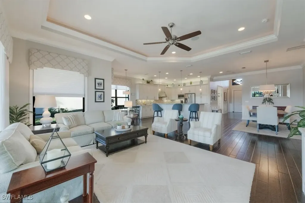 13867 Luna Drive Naples FL 34109