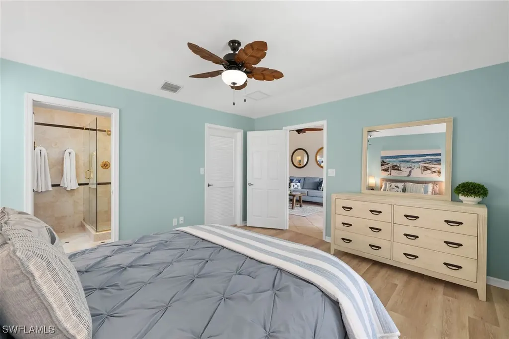843 Marblehead Drive Naples FL 34104