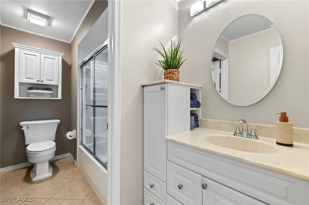 843 Marblehead Drive Naples FL 34104