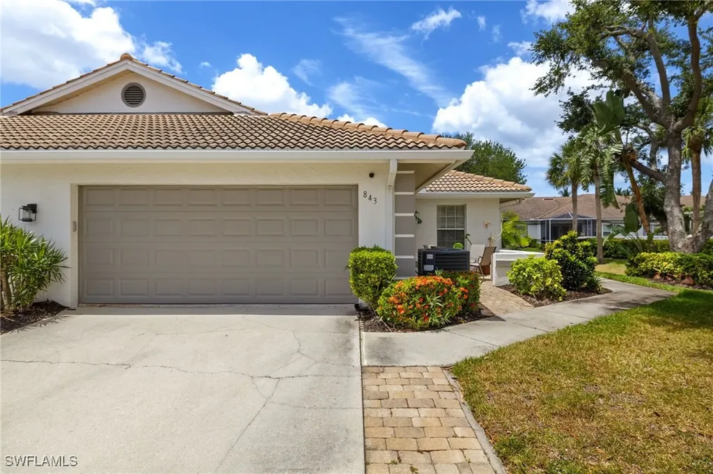 843 Marblehead Drive Naples FL 34104