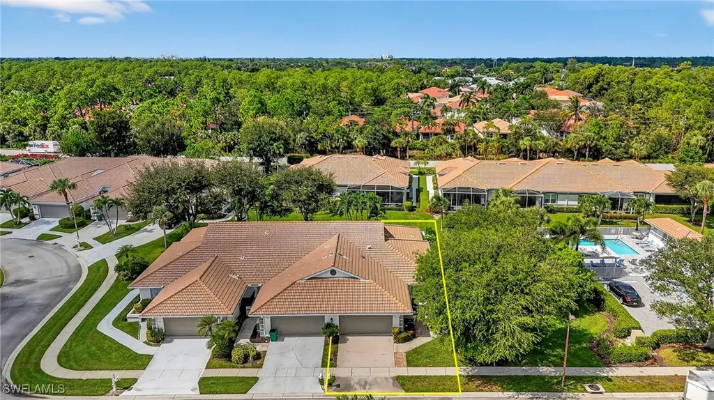 843 Marblehead Drive Naples FL 34104