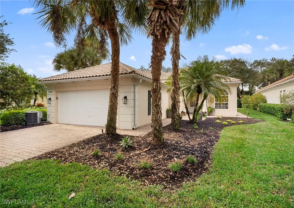 2729 Island Pond Lane Naples FL 34119-7526