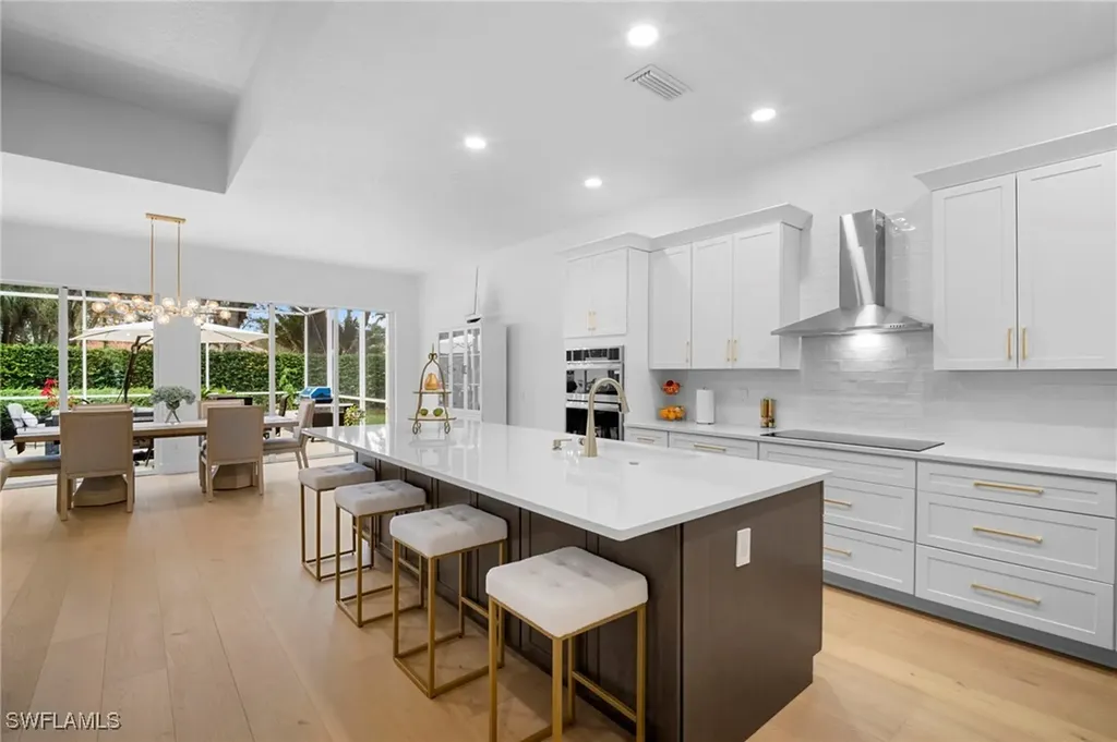 2729 Island Pond Lane Naples FL 34119-7526