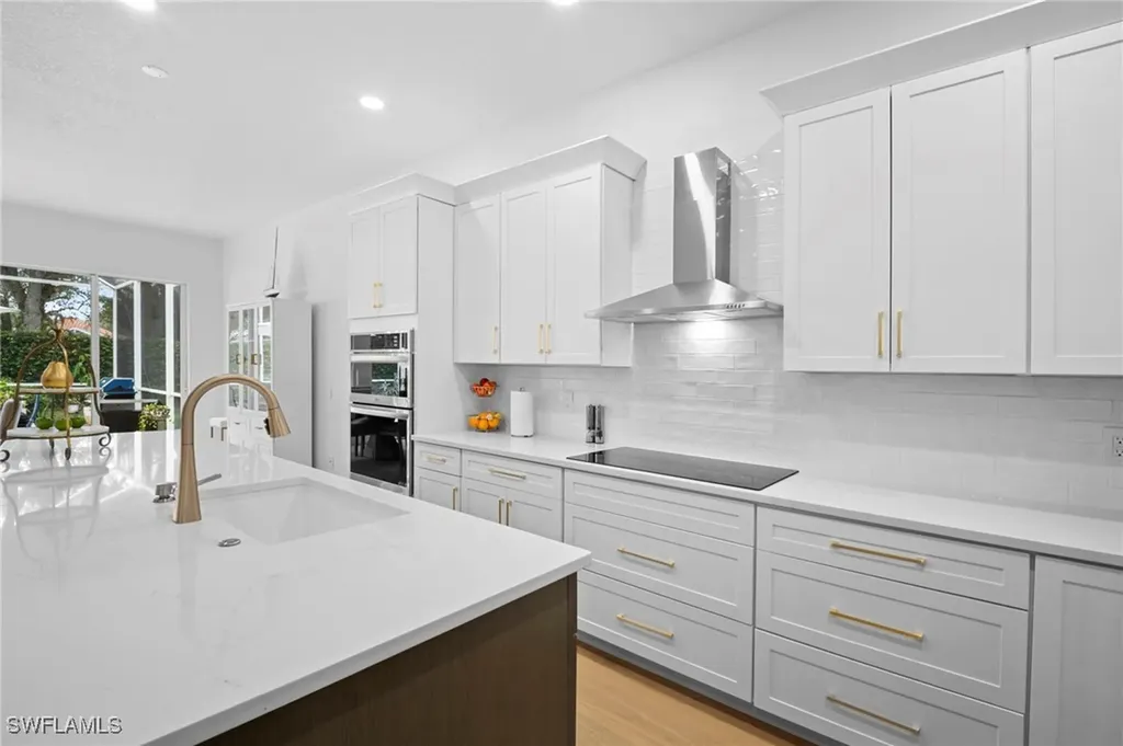 2729 Island Pond Lane Naples FL 34119-7526
