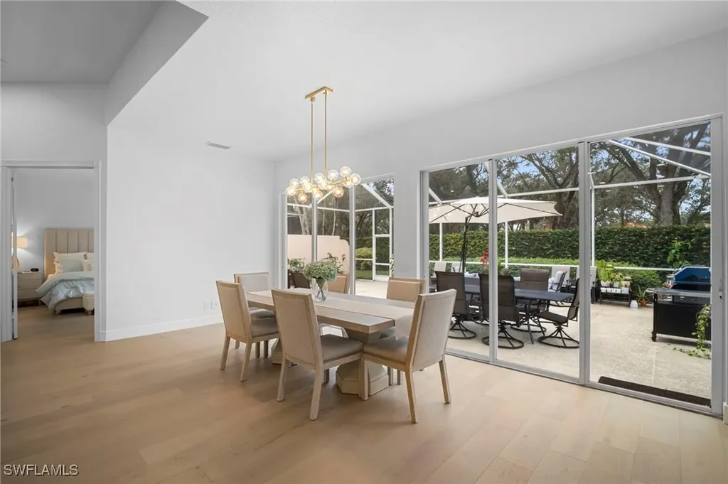 2729 Island Pond Lane Naples FL 34119-7526