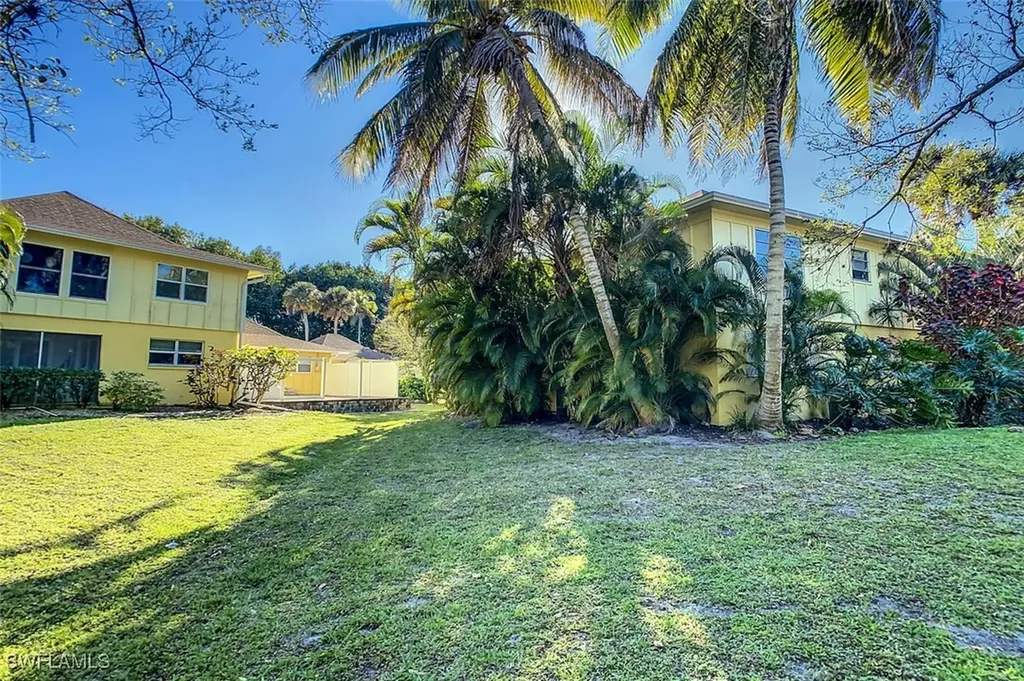 1210 Shady Rest Lane Naples FL 34103