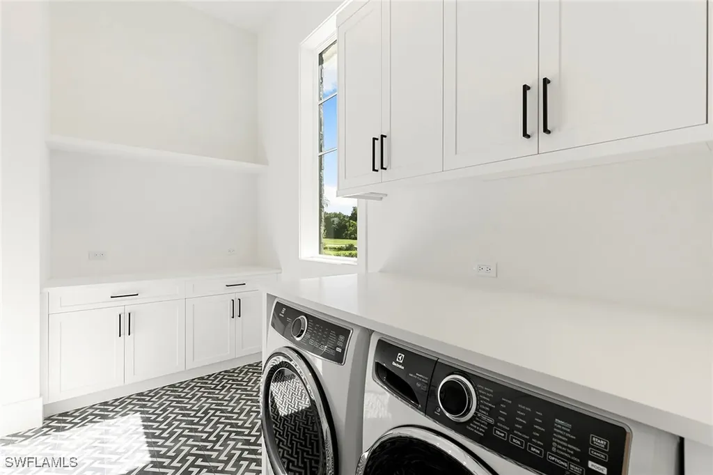 2309 Anthony Court Naples FL 34109