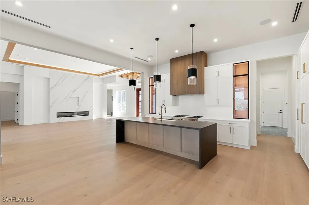 2309 Anthony Court Naples FL 34109
