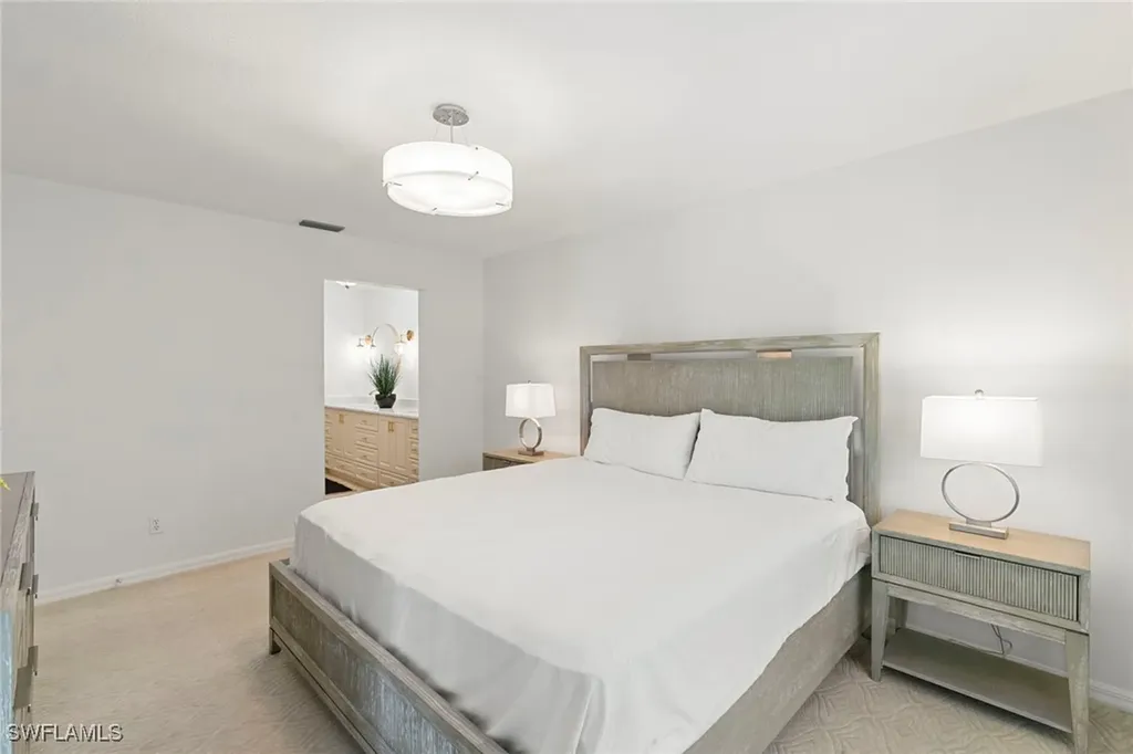 841 Tanbark Drive Naples FL 34108