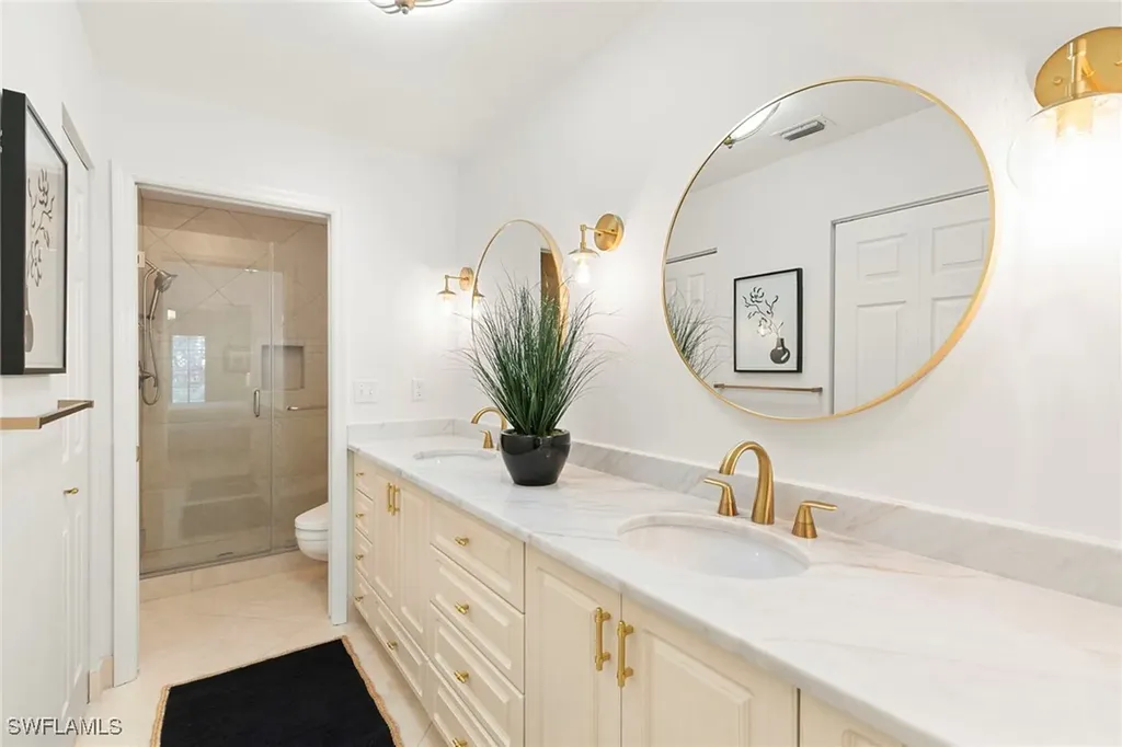 841 Tanbark Drive Naples FL 34108