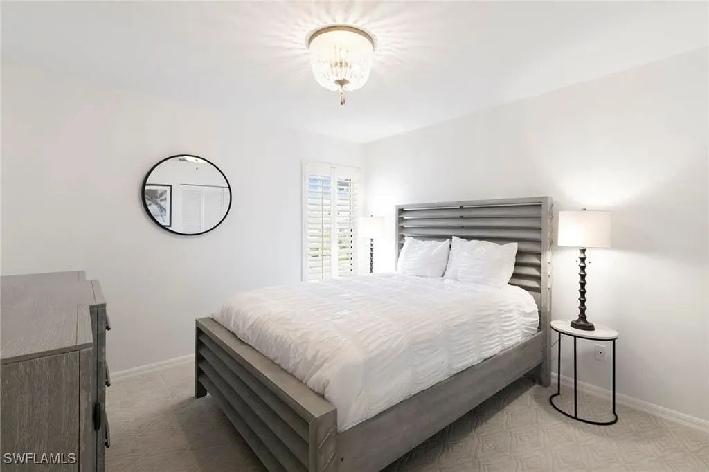 841 Tanbark Drive Naples FL 34108