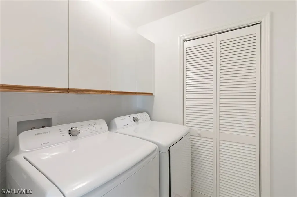 841 Tanbark Drive Naples FL 34108