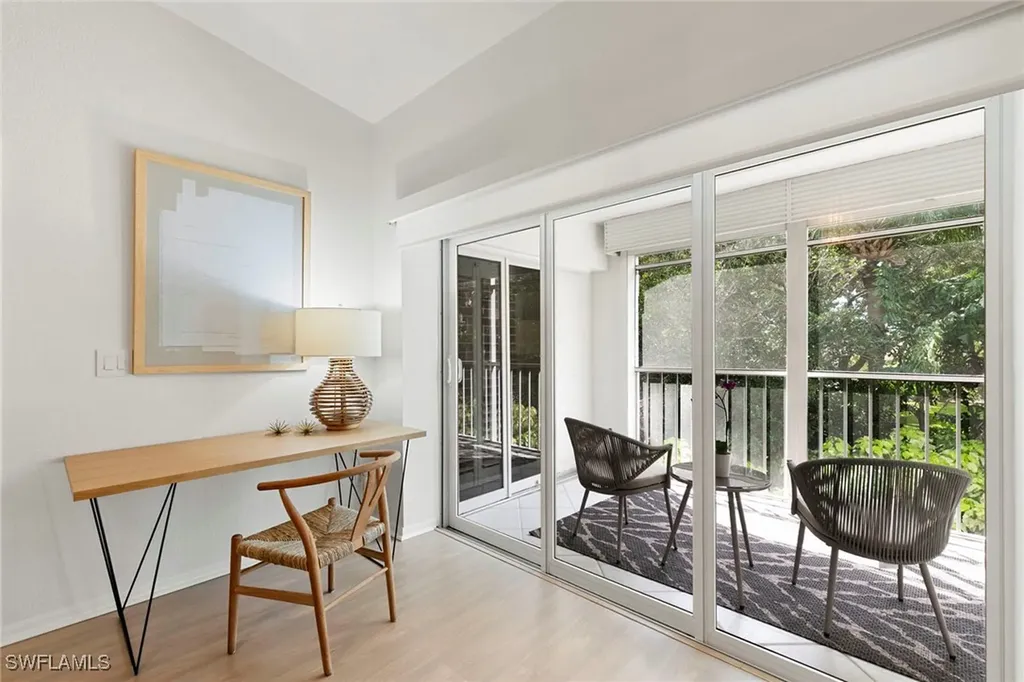 841 Tanbark Drive Naples FL 34108