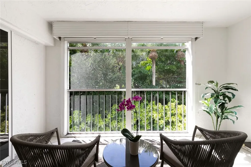 841 Tanbark Drive Naples FL 34108