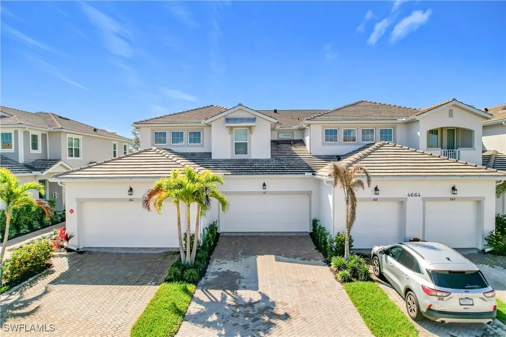 4664 Arboretum Circle Naples FL 34112