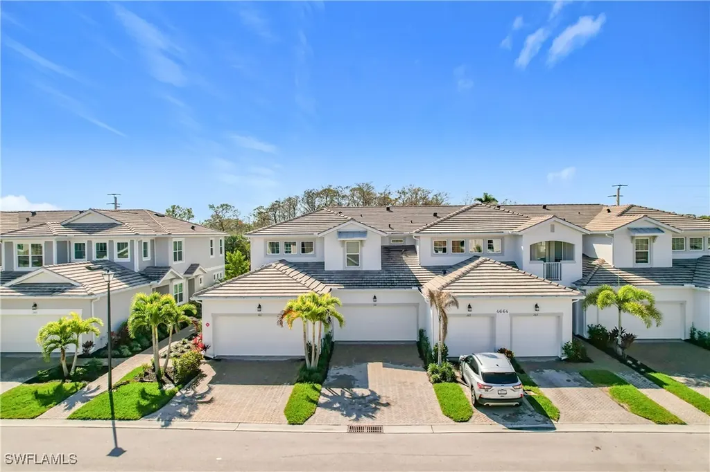 4664 Arboretum Circle Naples FL 34112