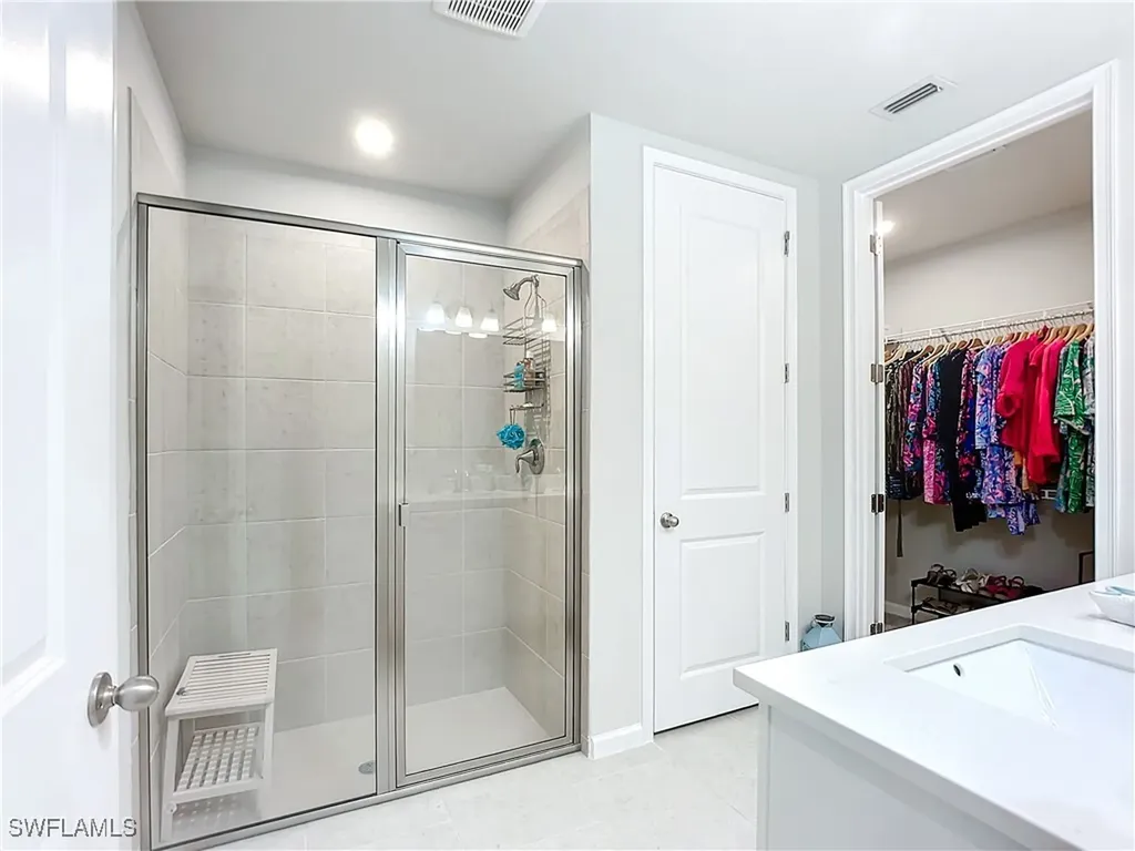 4664 Arboretum Circle Naples FL 34112