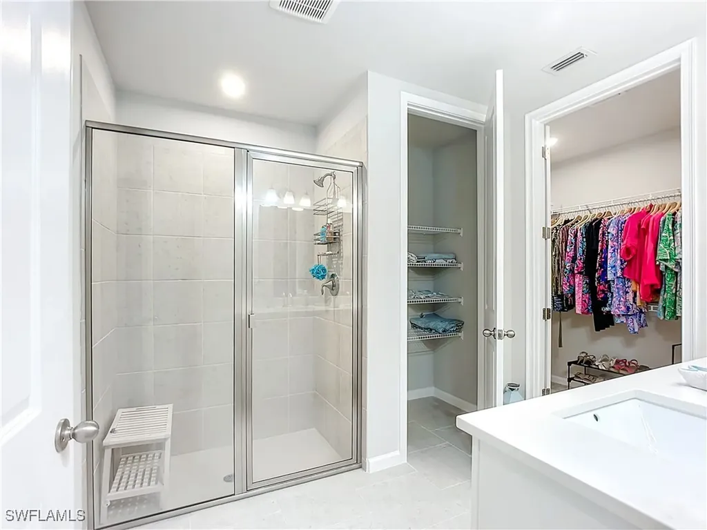 4664 Arboretum Circle Naples FL 34112