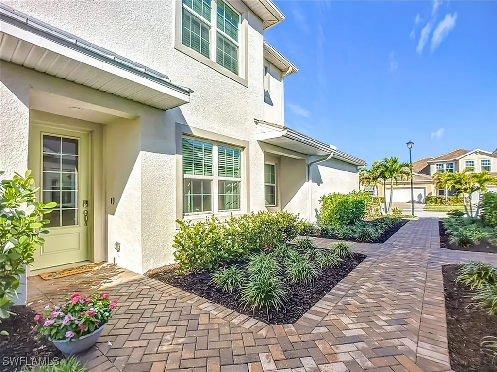 4664 Arboretum Circle Naples FL 34112
