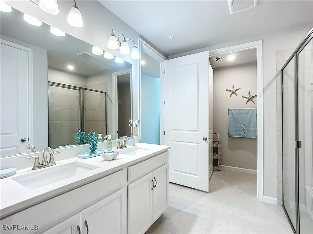 4664 Arboretum Circle Naples FL 34112