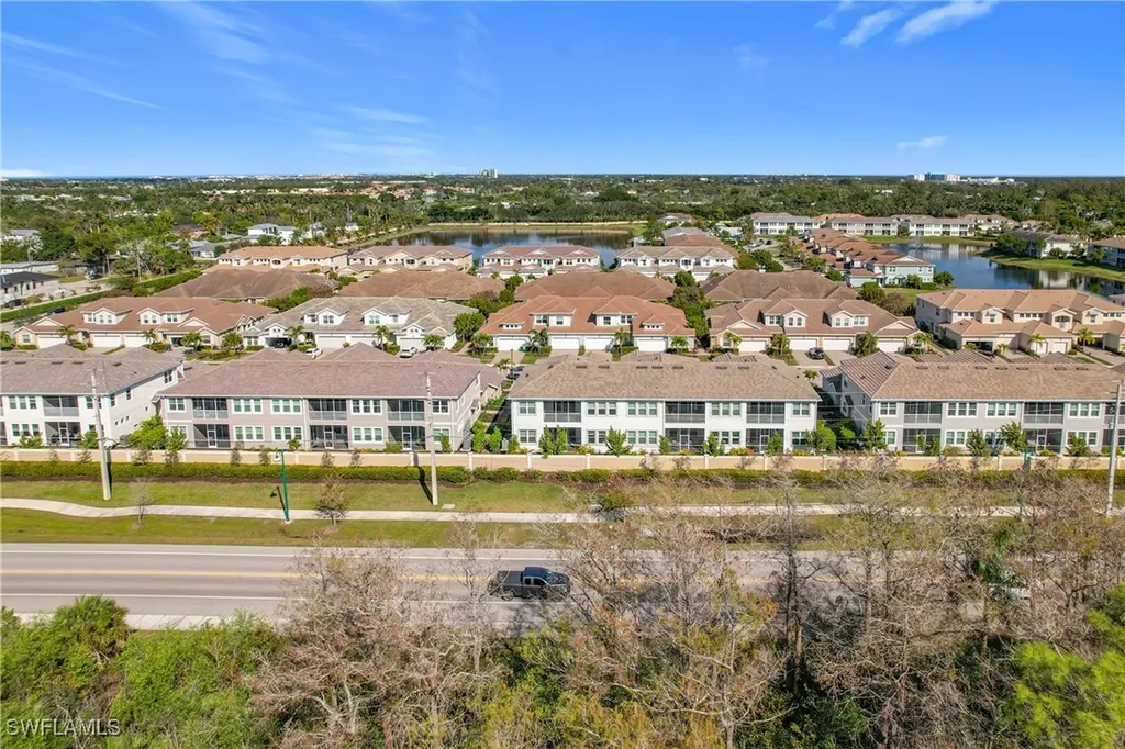 4664 Arboretum Circle Naples FL 34112