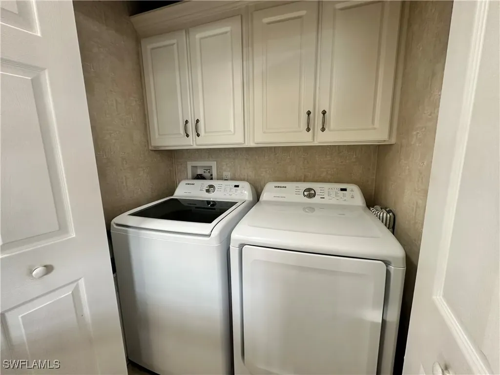 1514 Diamond Lake Circle Naples FL 34114